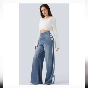 NWOT HALARA FLEX Light Blue High Waisted Wide Leg Jeans with White Stripes